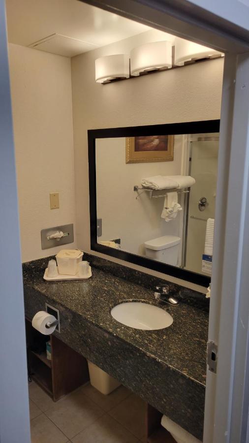 Comfort Suites Cumming-Atlanta Near Northside Hospital Forsyth מראה חיצוני תמונה
