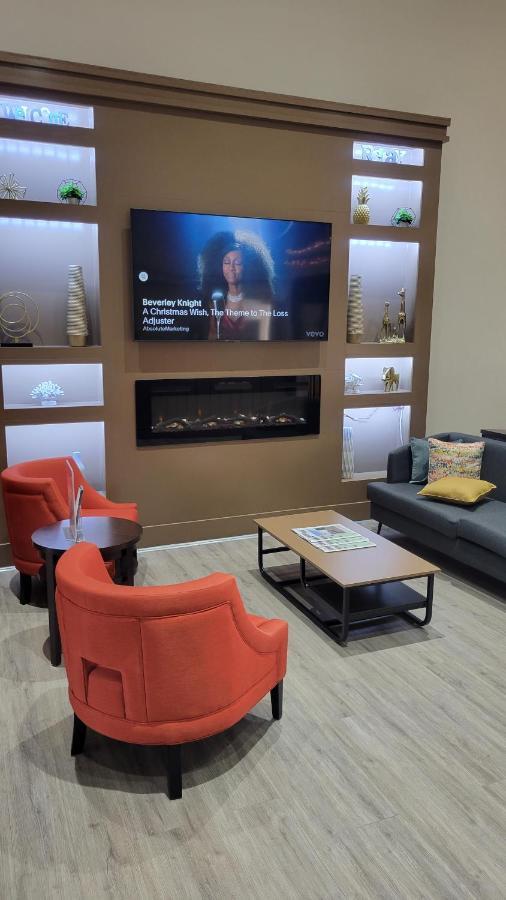 Comfort Suites Cumming-Atlanta Near Northside Hospital Forsyth מראה חיצוני תמונה