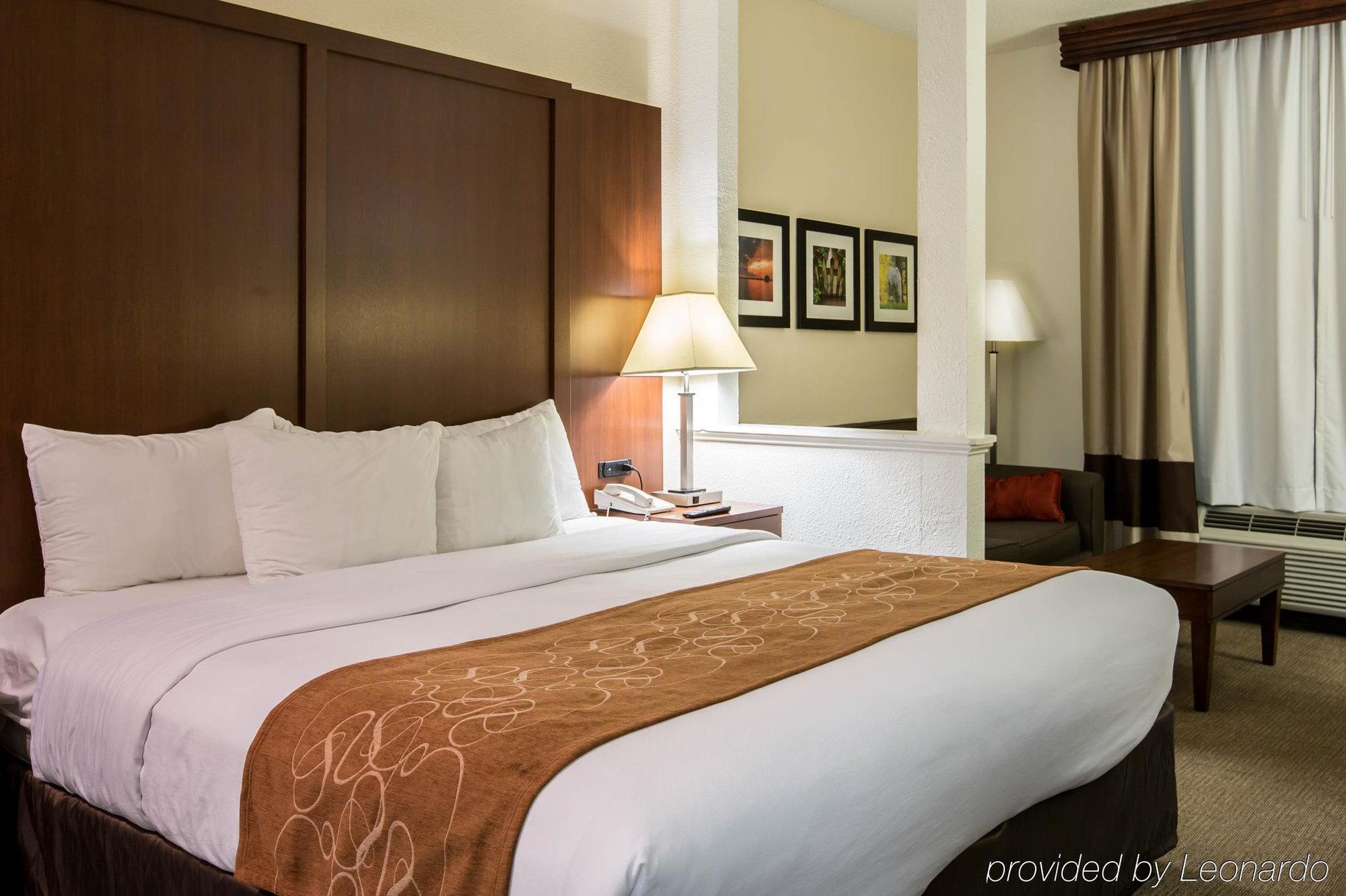 Comfort Suites Cumming-Atlanta Near Northside Hospital Forsyth מראה חיצוני תמונה