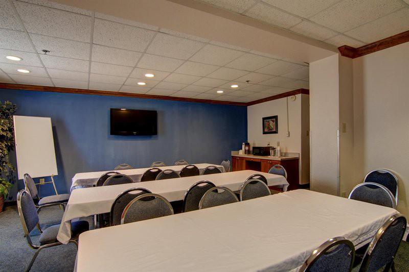 Comfort Suites Cumming-Atlanta Near Northside Hospital Forsyth מראה חיצוני תמונה