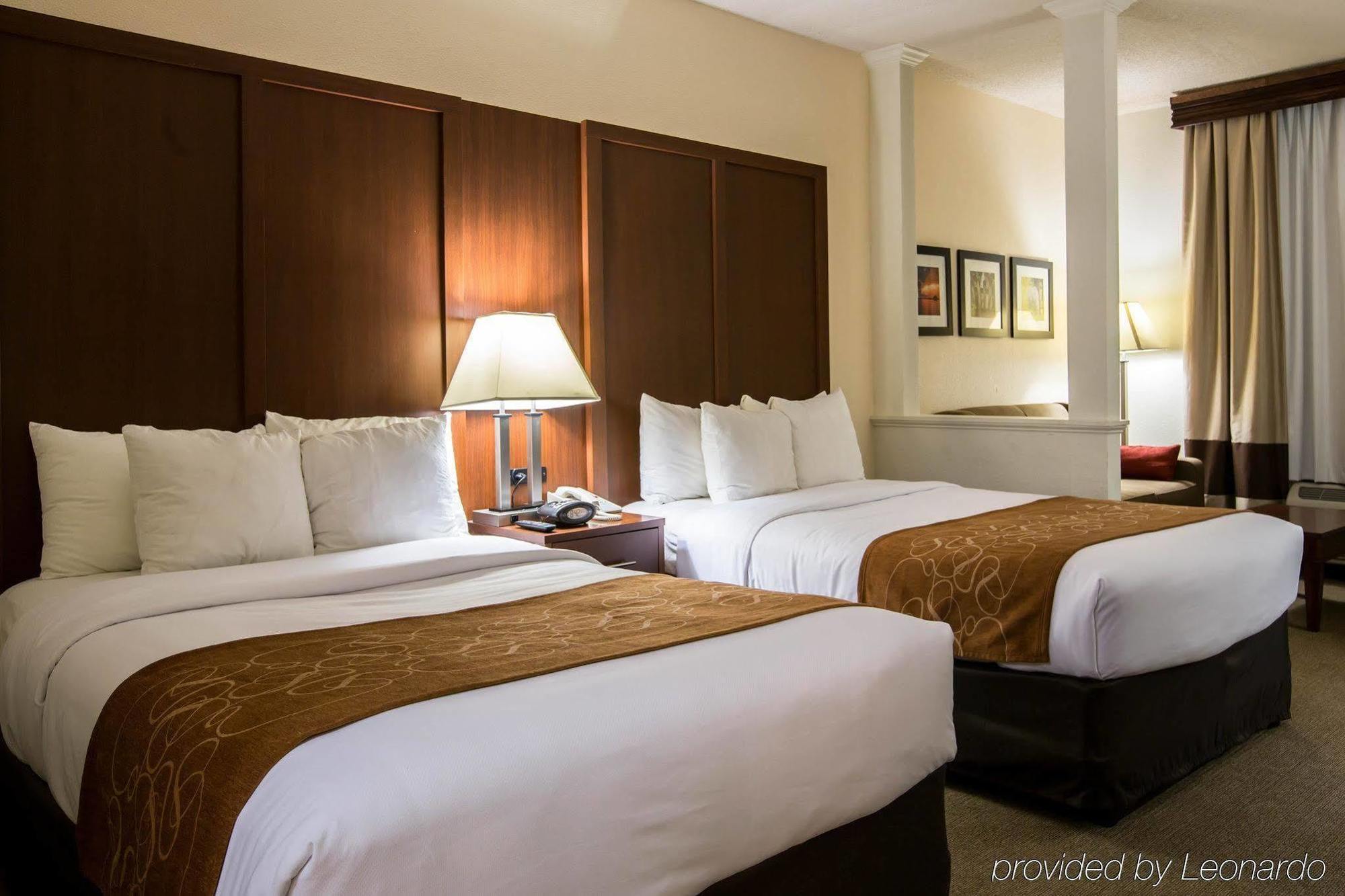 Comfort Suites Cumming-Atlanta Near Northside Hospital Forsyth מראה חיצוני תמונה